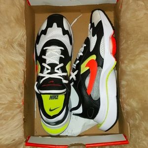 Brand new women's Nike air zoom division 11 11.5